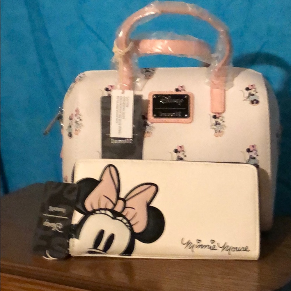 Disney Loungefly Minnie Mouse handbag and wallet